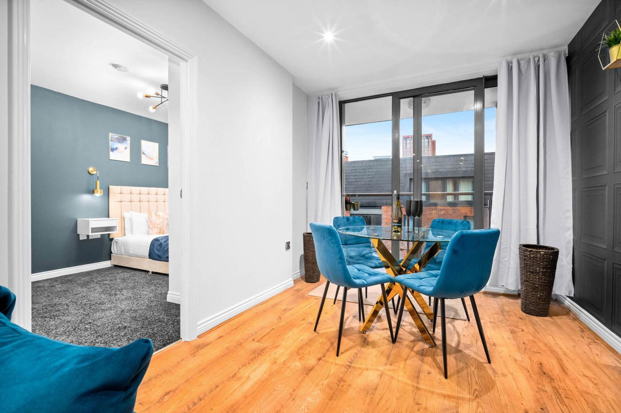 Luxury Two Bedroom Apartment - City Ceentre - Balcony - Jq - Netflix & Wifi - 11B Birmingham Bagian luar foto