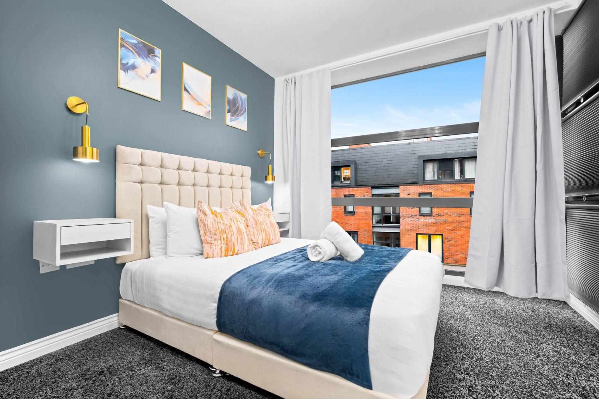 Luxury Two Bedroom Apartment - City Ceentre - Balcony - Jq - Netflix & Wifi - 11B Birmingham Bagian luar foto