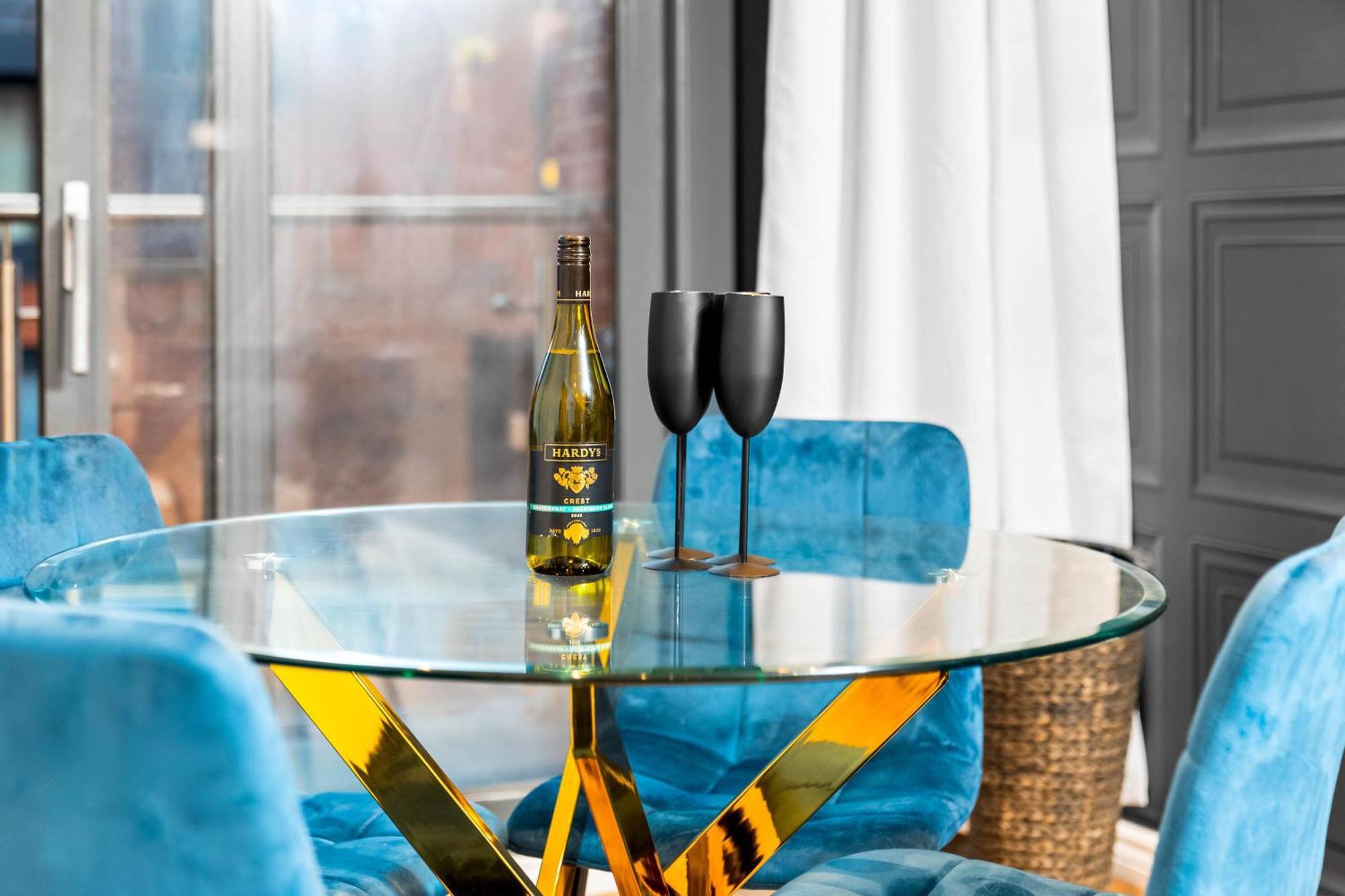 Luxury Two Bedroom Apartment - City Ceentre - Balcony - Jq - Netflix & Wifi - 11B Birmingham Bagian luar foto
